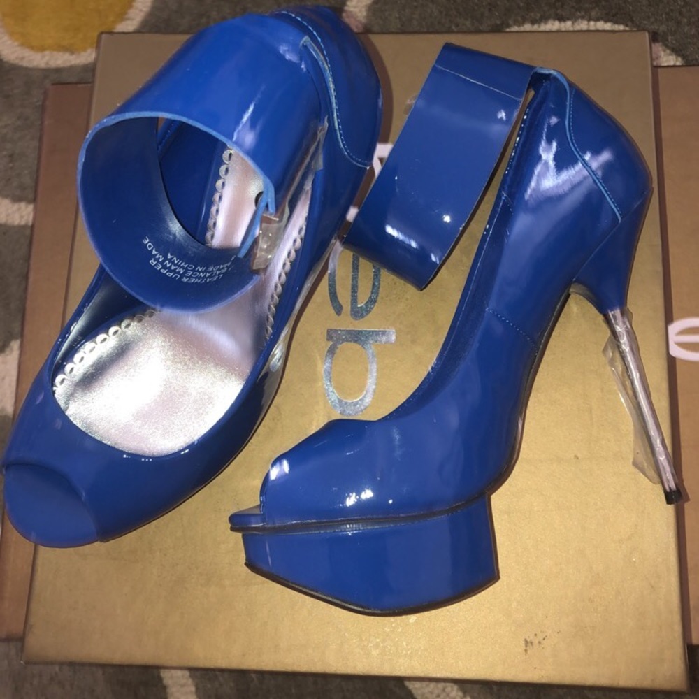 Patent leather blue stilettos